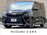 2018 TOYOTA VOXY