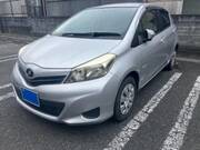 2012 TOYOTA VITZ F