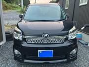 2013 TOYOTA VOXY