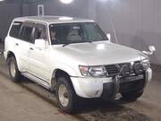1999 NISSAN SAFARI