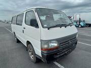 2004 TOYOTA HIACE VAN DX