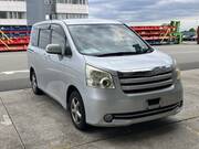 2009 TOYOTA NOAH X SMART EDITION