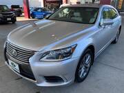 2013 LEXUS LS