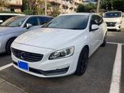 2014 VOLVO V60