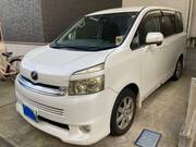 2008 TOYOTA VOXY