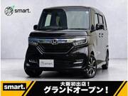 2018 HONDA N-BOX CUSTOM