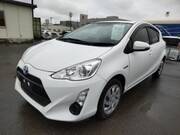 2015 TOYOTA AQUA