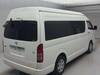 TOYOTA HIACE COMMUTER