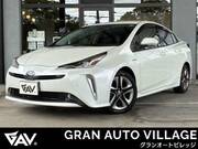 2019 TOYOTA PRIUS