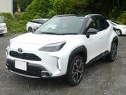 2025 TOYOTA YARIS CROSS