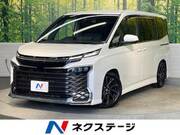 2022 TOYOTA VOXY