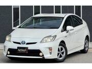 2013 TOYOTA PRIUS S