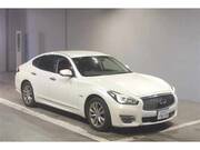 2016 NISSAN FUGA