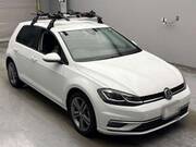 2020 VOLKSWAGEN GOLF