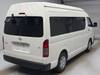 TOYOTA HIACE COMMUTER