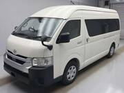 2025 TOYOTA HIACE COMMUTER