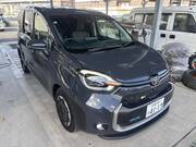 2025 TOYOTA SIENTA