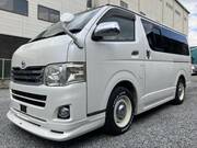 2010 TOYOTA HIACE VAN SUPER GL