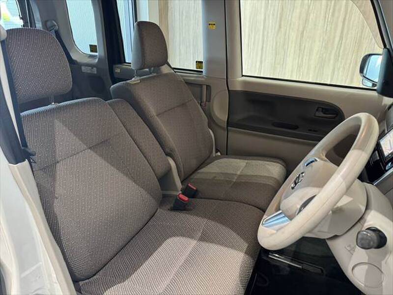 2017 DAIHATSU TANTO for sale - more photos