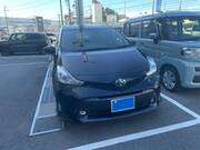 2017 TOYOTA PRIUS ALPHA