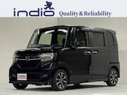2017 HONDA N-BOX CUSTOM