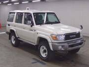 2015 TOYOTA LAND CRUISER