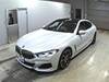 BMW 8 SERIES
