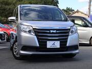 2017 TOYOTA NOAH
