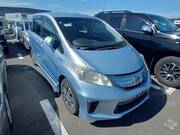 2011 HONDA FREED HYBRID