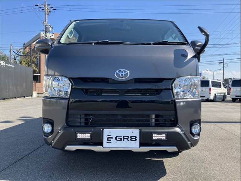 2017 TOYOTA HIACE VAN for sale - photo 3