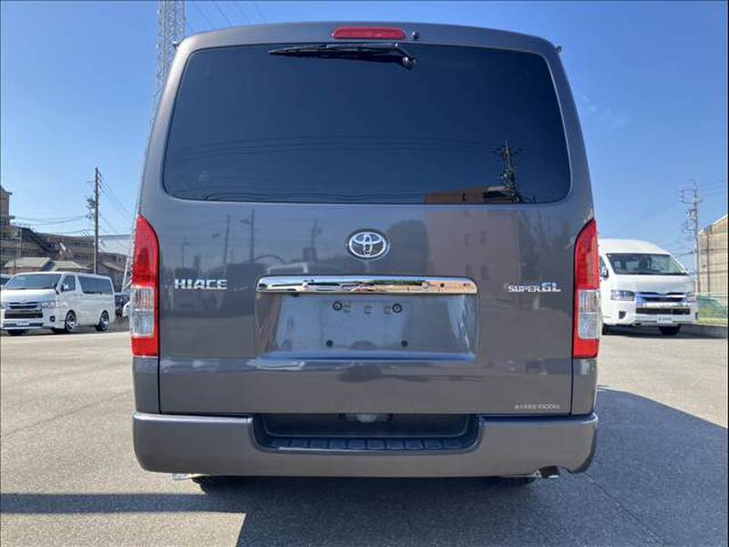 2017 TOYOTA HIACE VAN for sale - photo 4