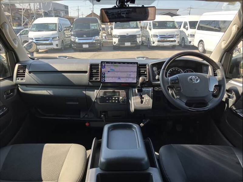 2017 TOYOTA HIACE VAN for sale - photo 5