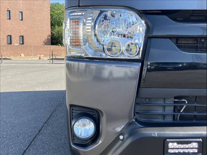2017 TOYOTA HIACE VAN for sale - photo 11