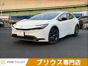 2024 TOYOTA PRIUS