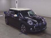 2019 BMW MINI