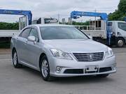 2010 TOYOTA CROWN