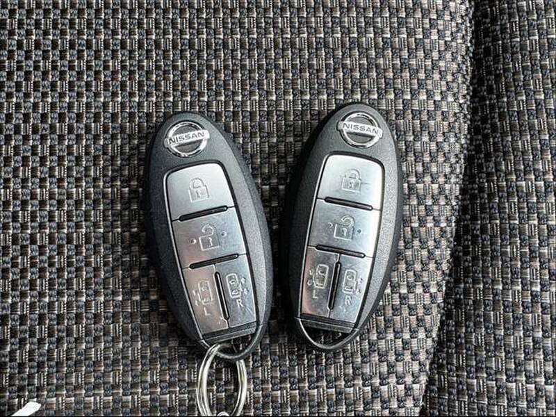 2016 NISSAN SERENA for sale - more photos