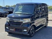 2018 HONDA N-BOX CUSTOM
