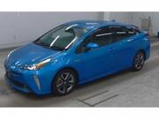 2019 TOYOTA PRIUS