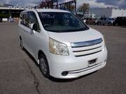 2010 TOYOTA NOAH X SMART EDITION