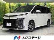 2022 TOYOTA VOXY