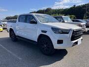 2023 TOYOTA HILUX