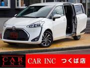 2019 TOYOTA SIENTA