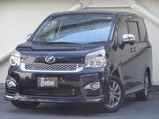 2013 TOYOTA VOXY