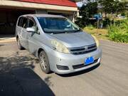 2009 TOYOTA ISIS L