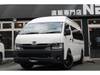 TOYOTA HIACE COMMUTER