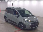 2024 TOYOTA SIENTA