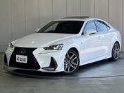 2017 LEXUS IS