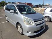 2009 TOYOTA NOAH S