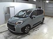 2024 TOYOTA SIENTA